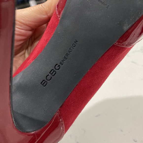 Red BCBGeneration pumps - Picture 7 of 8